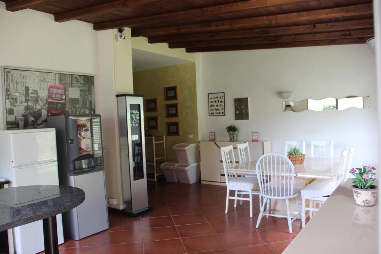 Villino Fiorella Ciampino Exterior foto